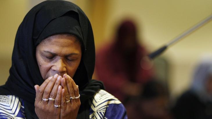 Amina Wadud (photo: Adrian Dennis/AFP/Getty Images)