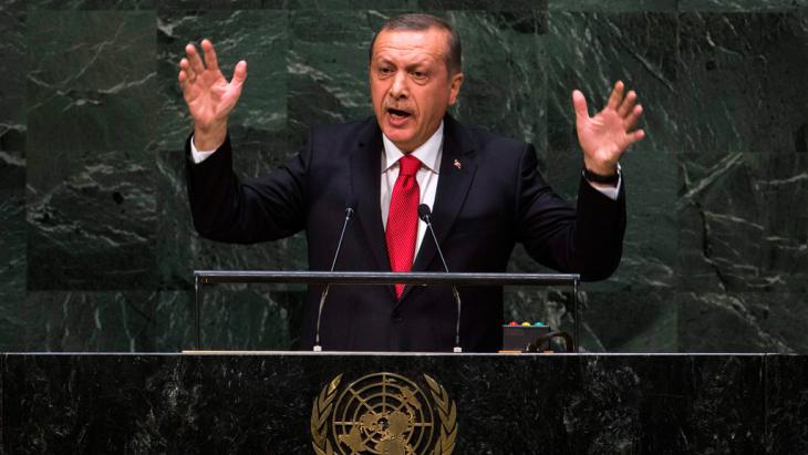 Erdogan am 24. September 2014 bei seiner Rede vor der UN-Generalversammlung; Foto: Reuters/Lucas Jackson