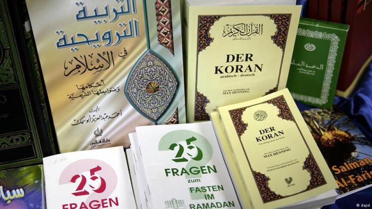The Koran and books about Islam (photo: dapd)