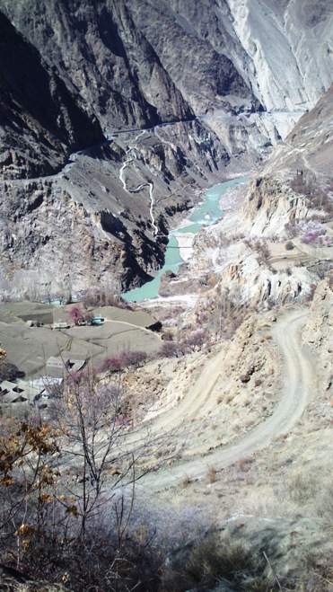Der Indus im Hunza-Tal, Gilgit-Baltistan, Pakistan. Foto: Julis Koch