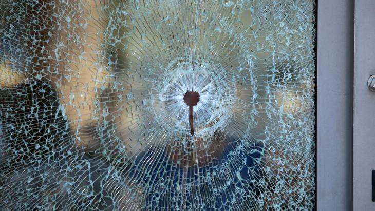 Bullet holes in glass, the Merhaba Hotel in Sousse (photo: Reuters/Z. Souissi)