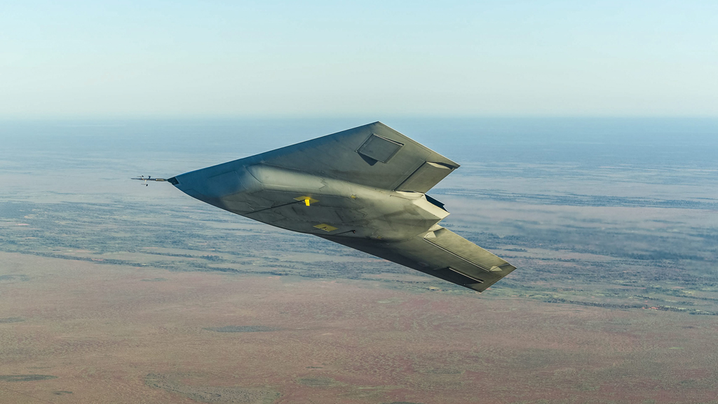 The Taranis unmanned combat aircraft in flight at an undisclosed location, 16 August 2013 (photo: picture-alliance/dpa)