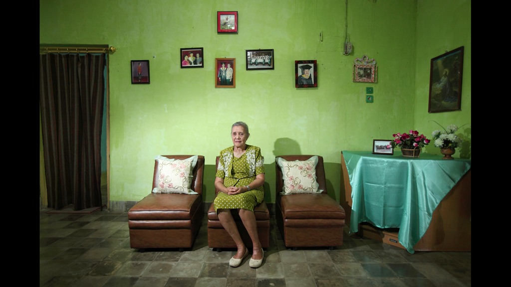 Porträts von Frauen für die Ausstellung The Act of Living; Foto: Anne-Cecile Esteve