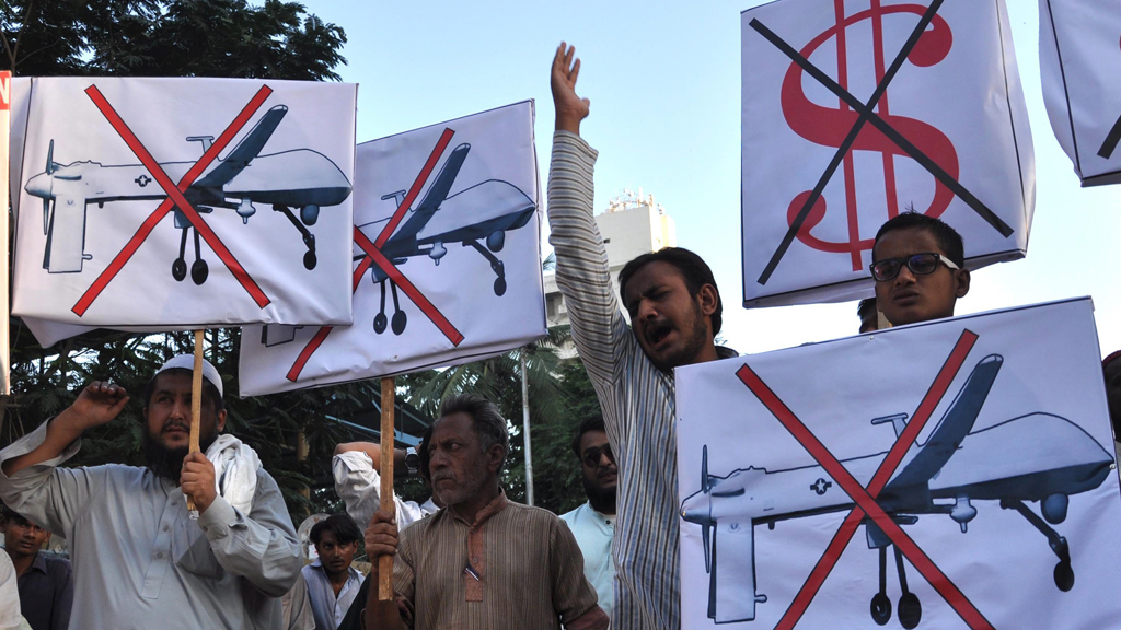 Proteste gegen US-Drohnenangriffe in Pakistan; Foto: picture-alliance/dpa
