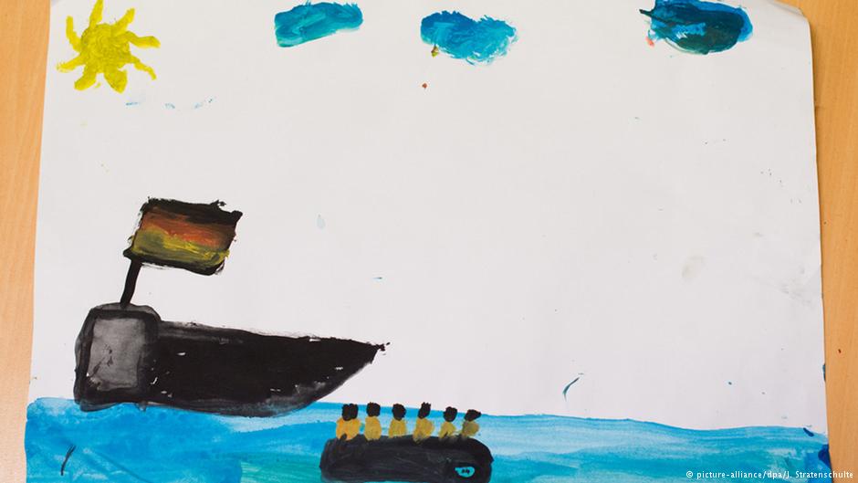 لوحة طفل عراقي رسم فيها رحلة لجوئه عبر المتوسط