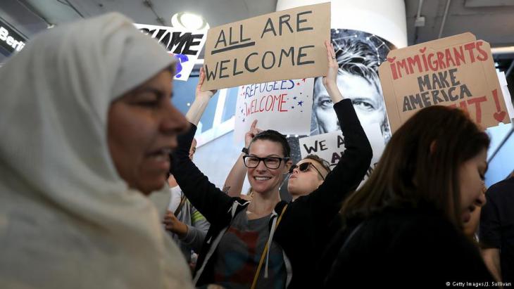 Thousands demonstrate – here at Los Angeles International Airport (photo: Getty Images)