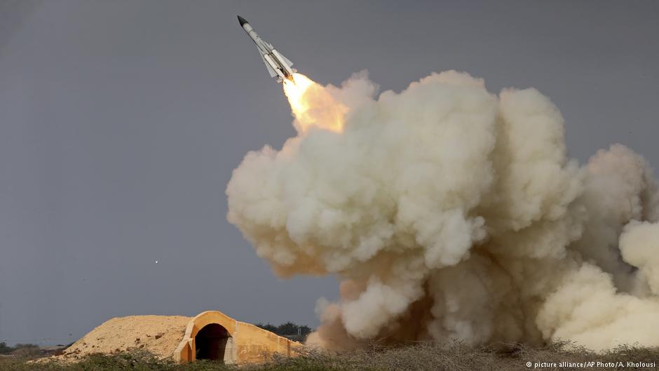 Iranischer Raketentest; Foto: picture-alliance/AP
