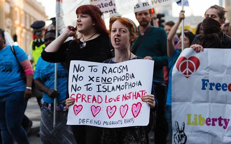 Demonstration gegen Xenophobie und Islamfeindlichkeit in London; Foto: dpa