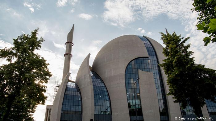 مسجد كولونيا الكبير في ألمانيا...تسامح ديني: تصميم هندسي غربي ألماني على الطراز الإسلامي العثماني