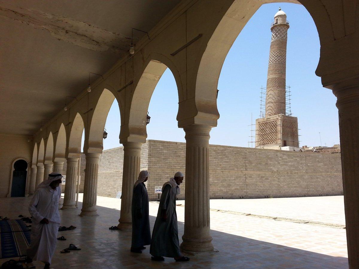 Die Al-Niuri-Moschee vor ihrer Zerstörung durch den IS; Foto: EPA