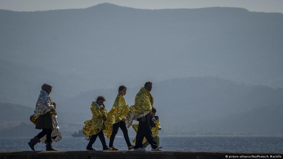 Syrische Flüchtlinge nach ihrer Ankunft auf der griechischen Insel Lesbos; Foto: picture-alliance