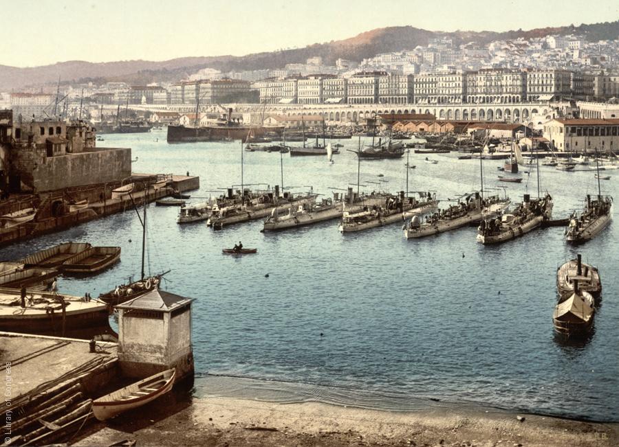 Der Hafen von Algiers, Algerien, 1899; Foto: Raseef22