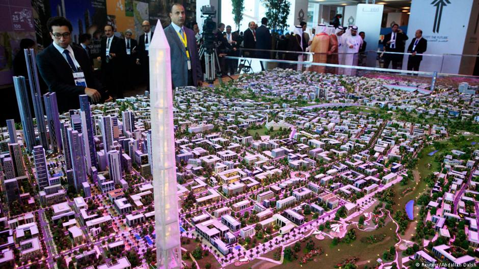 A model of the planned new administrative capital (photo: Reuters/Abdallah Dalsh)