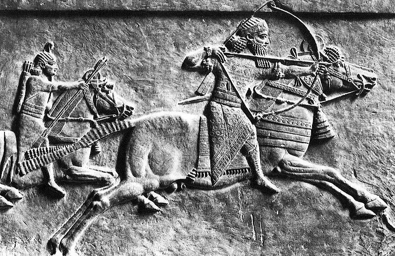 Jagdszene zeigt assyrischen König Aššurbanipal; Quelle: Wikipedia