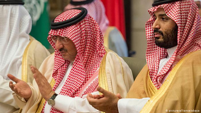 Mohammed bin Najef and Mohammed bin Salman (photo: picture-alliance/abaca)