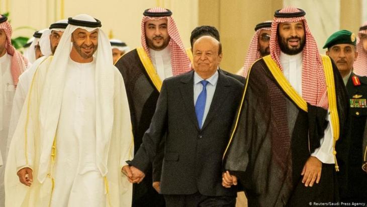 Abd-Rabbu Mansour Hadi gemeinsam mit dem saudischen Kronprinzen Mohammed bin Salman (MBS) und Mohammed bin Zayed (MBZ), dem mächtigen Kronprinz des Emirats Abu Dhabi; Foto: Reuters/Saudi Press Agency 