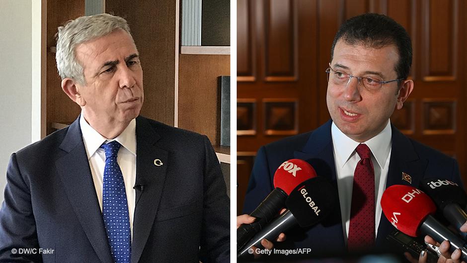 رئيس بلدية أنقرة منصور يافاش (إلى اليسار) ورئيس بلدية اسطنبول أكرم إمام أوغلو (إلى اليمين) - تركيا.  (photo: Getty Images/AFP/Ozan Kose)
