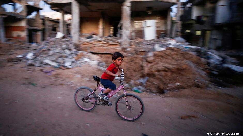 Zerstörungen im palästinensisch bewohnten Gaza - Folge der eskalierenden Gewalt zwischen der Hamas und Israel; Foto: Ahmed Jadallah/Reuters(