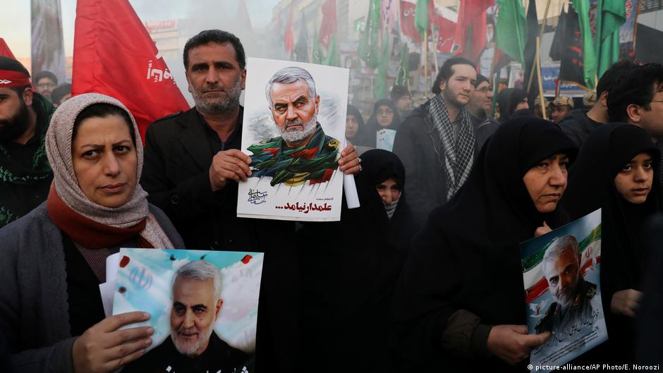 Funeral service for the slain General Soleimani in Tehran (photo: picture-alliance/AP Photo/E.Noroozi)