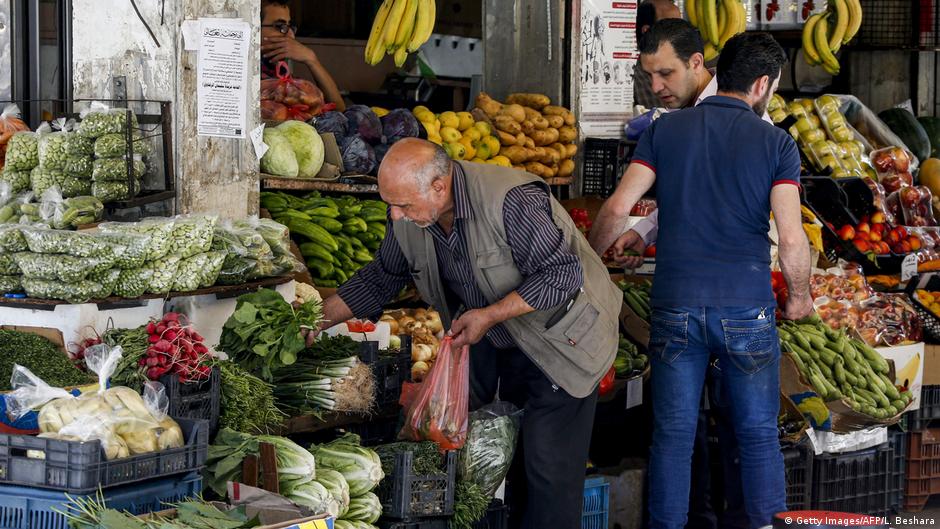 محل فواكه وخضروات في دمشق - سوريا. ‏Fruit and vegetable stall in Damascus (photo: Getty Images)