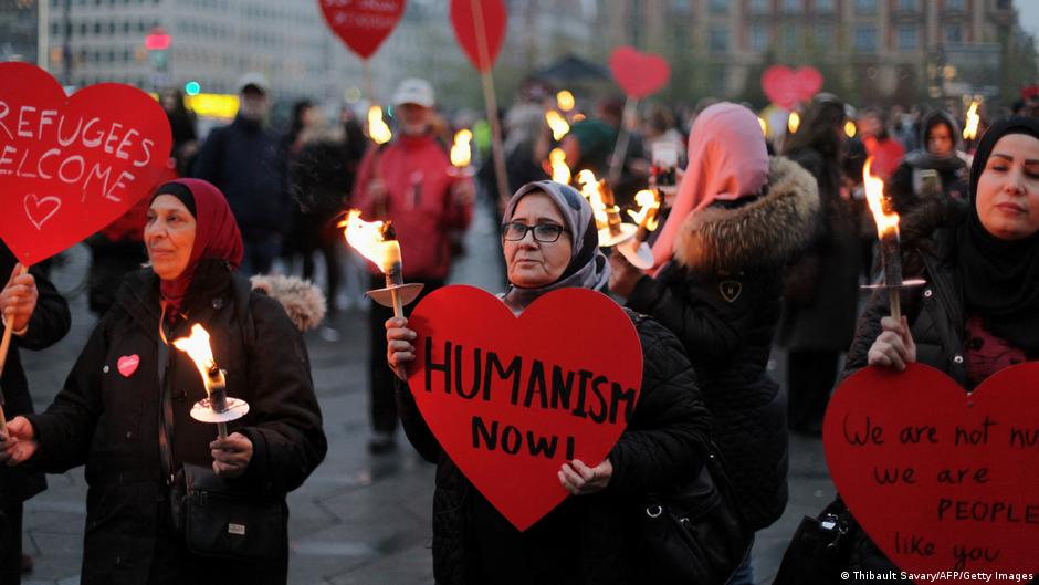 الدنمارك - حق اللجوء - مظاهرة ضد الترحيل -  صورة رمزية.