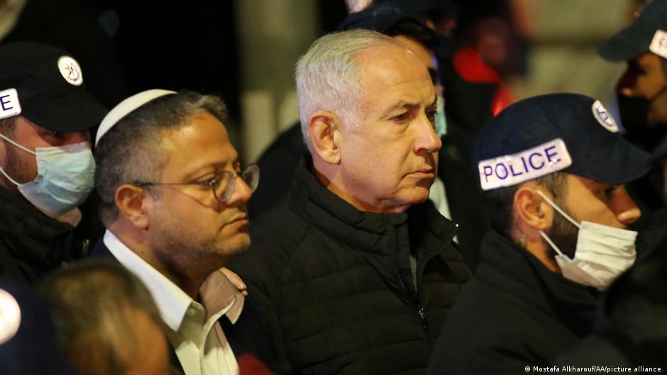 Israels Ministerpräsident Benjamin Netanjahu und sein Sicherheitsminister Itamar Ben-Gvir; Foto: Mostafa AlKharouf/AA/picture-alliance