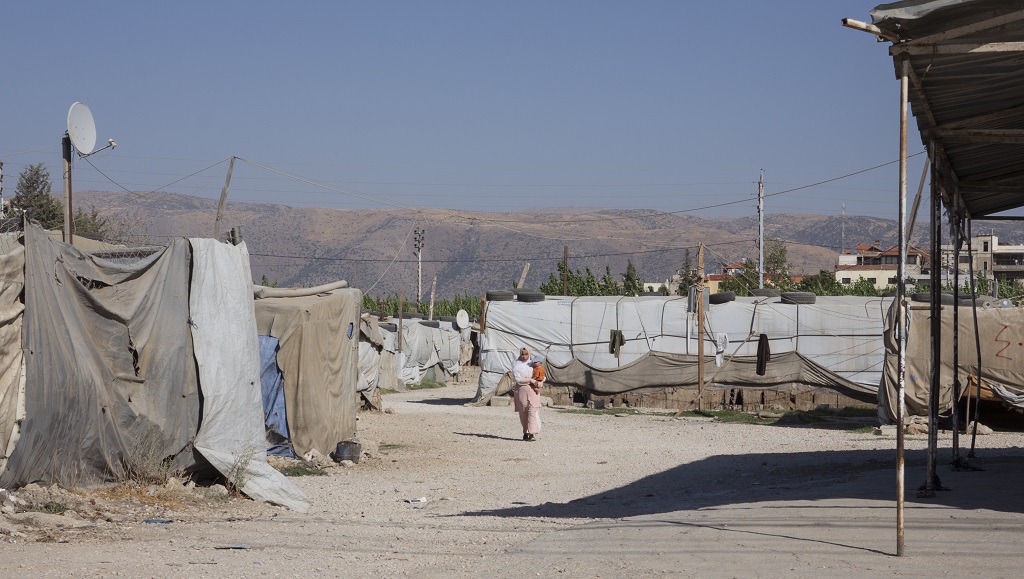 Informelles Zeltlager syrischer Geflüchteter in der Bekaa-Ebene; Foto: Andrea Backhaus