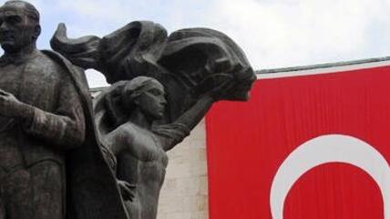 Statue of Mustafa Kemal Ataturk in Ankara (photo: AP)