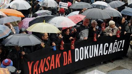 Journalisten demonstrieren für Pressefreiheit in Istanbul