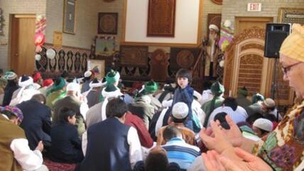 Gläubige im Naqshbandi-Haqqani-Sufi-Orden in Michigan; Foto: Mary Fowles