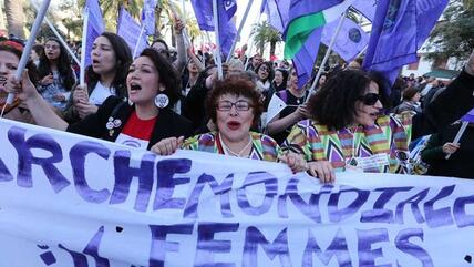Frauenrechtsaktivistinnen demonstrieren am 26. März im Rahmen des Weltsozialforums; Foto: picture-alliance/dpa