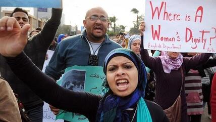 النساء في الثورات العربية: ا ب