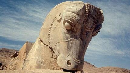 Steinerner Pferdekopf in Persepolis; Foto: dpa