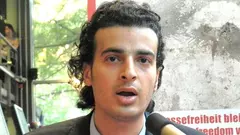 Der ägyptische Blogger Maikel Nabil Sanad auf einer Veranstaltung von reporter ohne Grenzen; Foto: Bettina Marx/DW