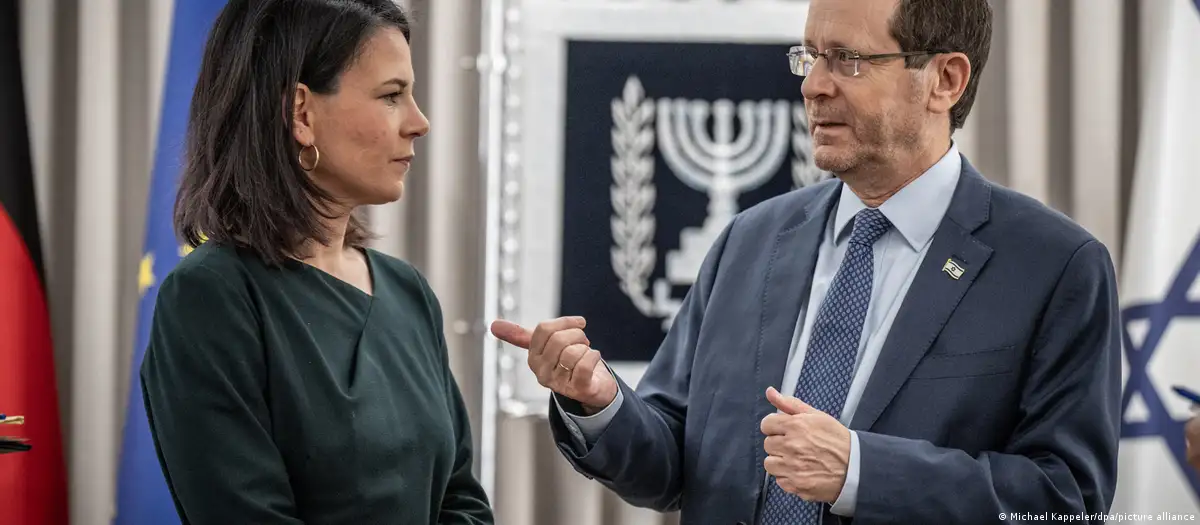 Außenministerin Annalena Baerbock trifft Israels Präsident Isaac Herzog.