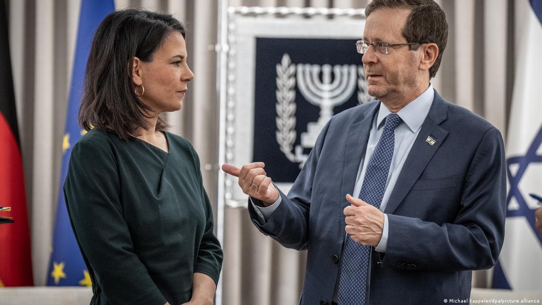 Am Sonntag hatte Israels Präsident Izchak Herzog die deutsche Außenministerin empfangen.