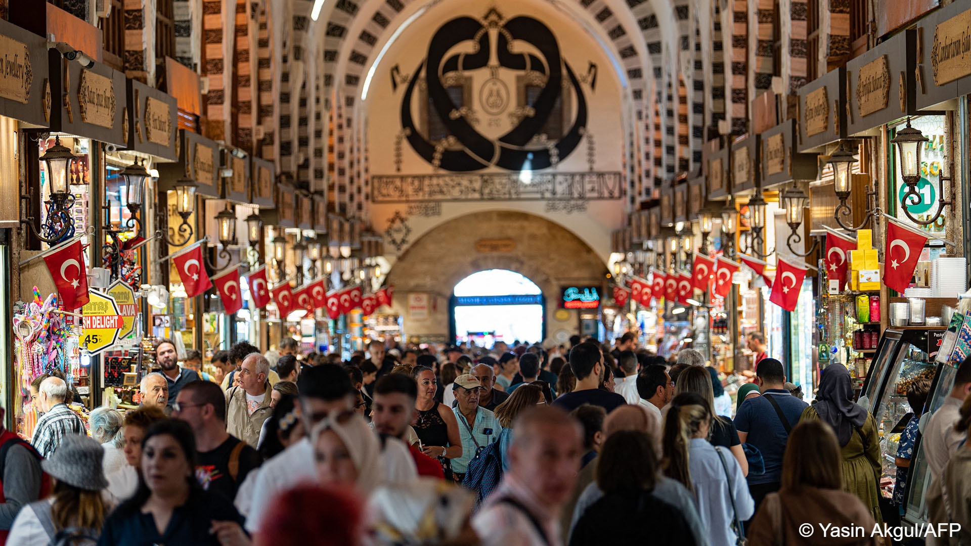 People throng Istanbul's bazaar