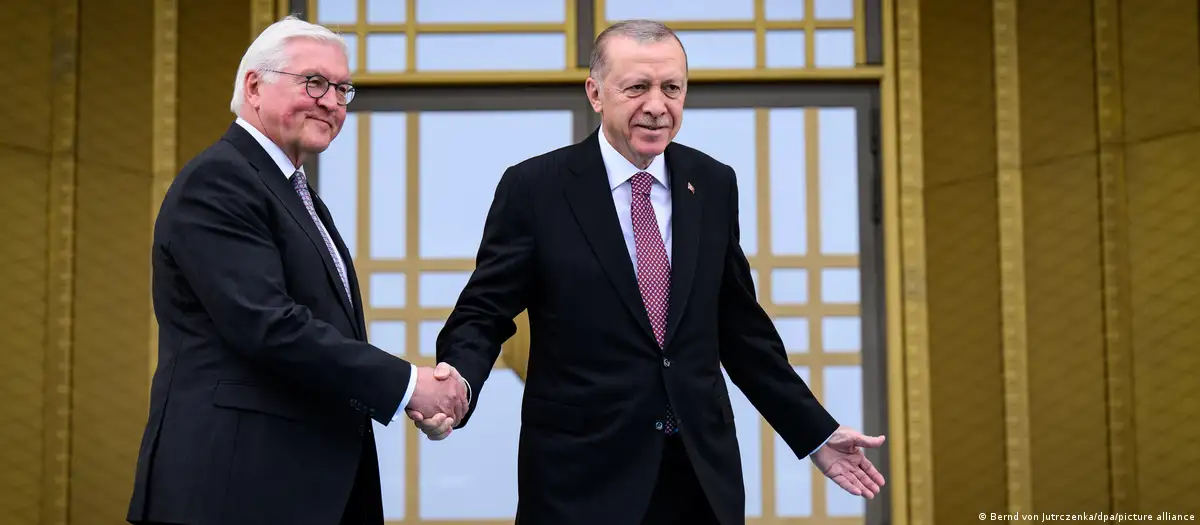 Bundespräsident Frank-Walter Steinmeier (l.) und der türkische Staatschef Recep Tayyip Erdogan in Ankara.