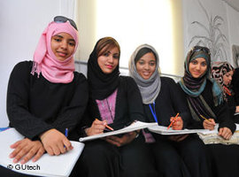 Studentinnen der GUTech in Oman; Foto: &amp;copy, GUtech