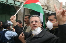 Mustafa Barghouti at a non-violent protest near Hebron (photo: Muhannad Hamed)