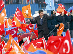 Parteiveranstaltung der AKP in Istanbul; Foto: dpa