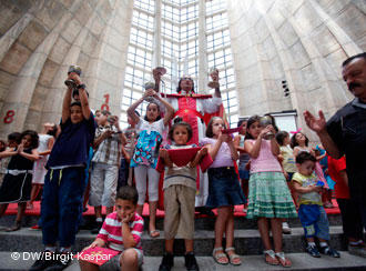 Notre Dame de Harissa-Kirche in Jounieh, Libanon; Foto: DW/Birgit Kaspar