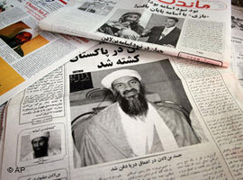 Afghan Newspapers covering the death of Bin Laden (photo: AP)