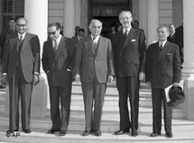Four Middle East Premiers pose with Harold MacMillan, British Foreign Secretary, at the inaugural meeting of the Baghdad Pact (photo: AP)