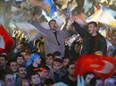 jubilation after AKP´s victory in Istanbul, Foto: AFP