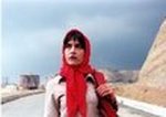 Woman wearing a headscarf (photo: Frauenbilder Iran)