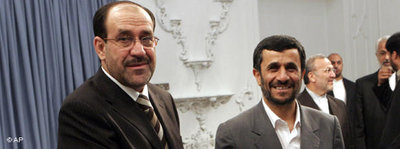 Nuri Maliki and Mahmoud Ahmadinejad (photo: AP)