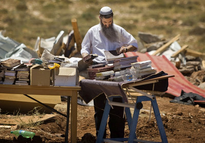 Jewish settler in the West Bank (photo: AP)