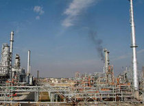 Oil refinery in Abadan (photo: DW)