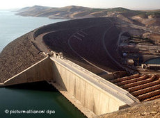 Atatürk Dam in Turkey (photo: dpa)